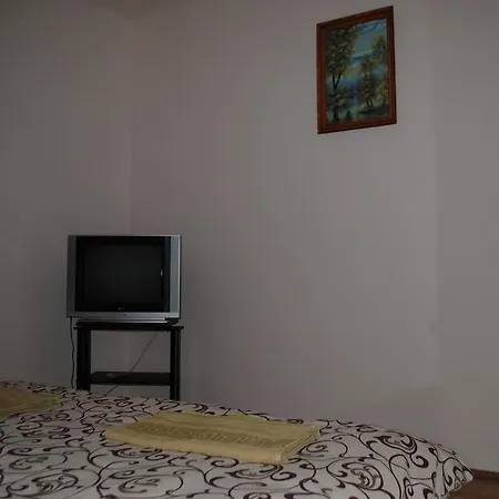 Hostal Staremisto *