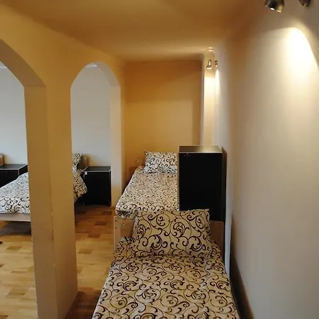 Hostal Staremisto *